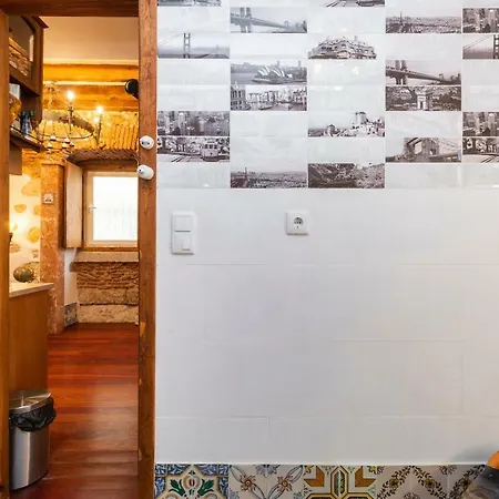 Apartment Romantic Medieval Lisbon