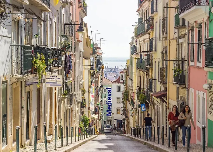 Romantic Medieval * Lisboa