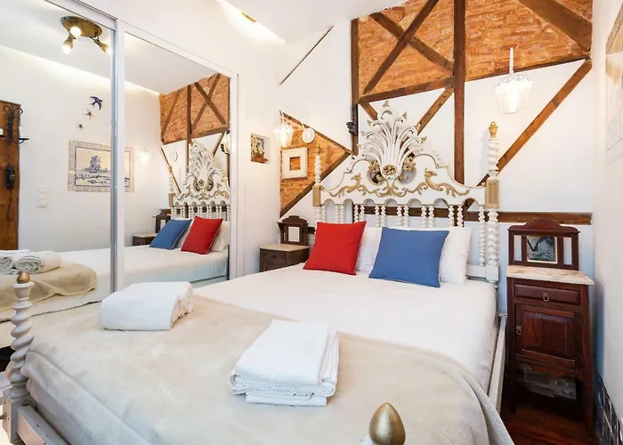 Romantic Medieval Διαμέρισμα Lisboa